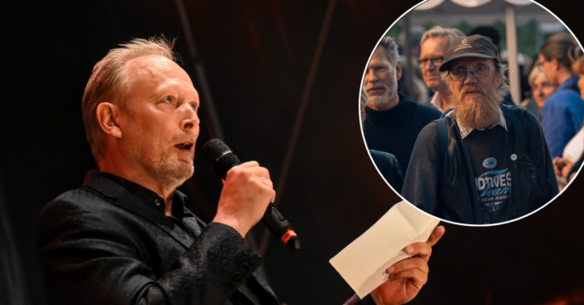 Lars Mikkelsen hyldede digter Peer Balken, der som barn var anbragt på børnehjemmet Godhavn. Lars Mikkelsen. Foto: Knud Mortensen / Andreas Bastiansen