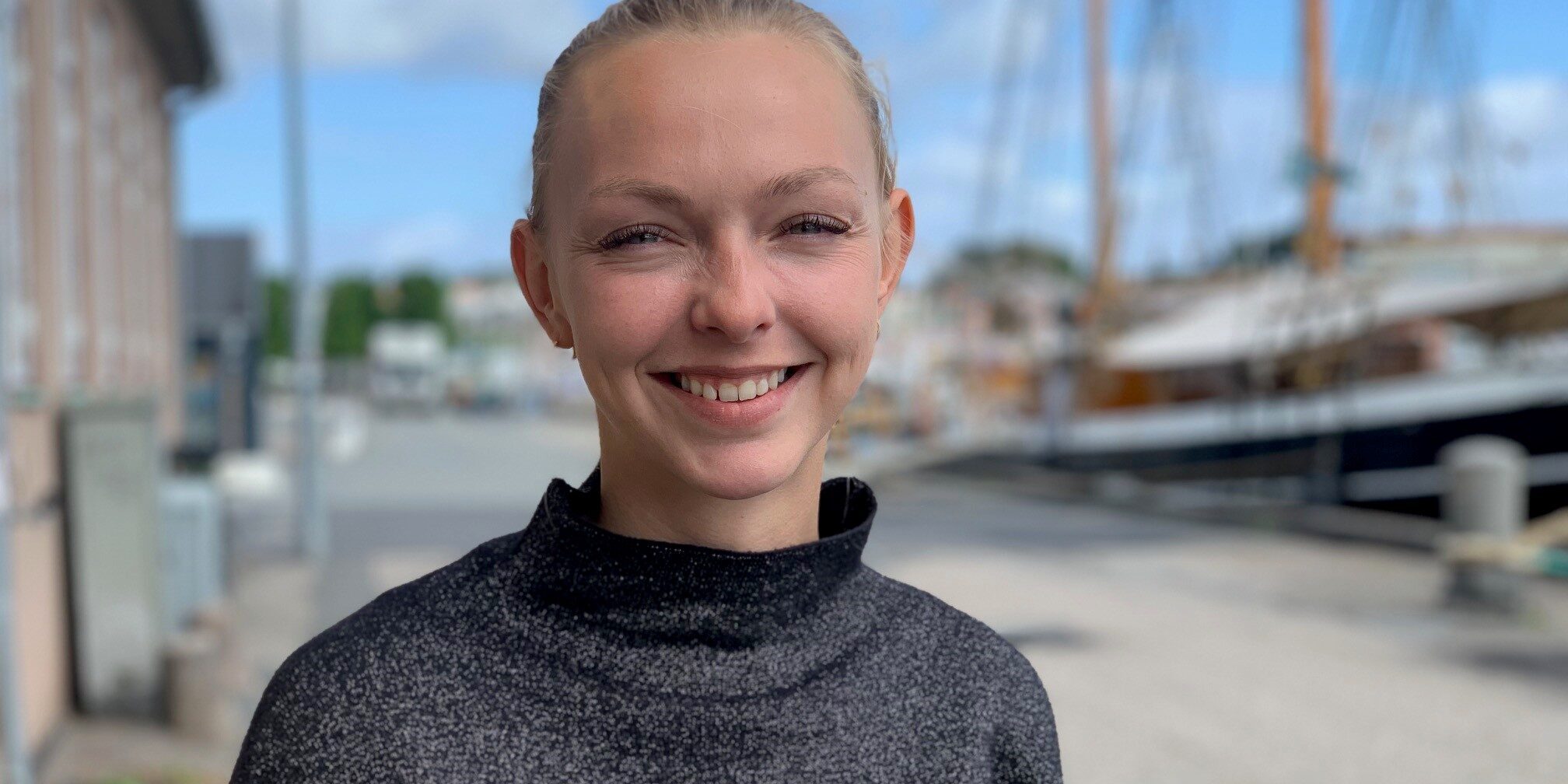 Frederikke Juul Albertsen er demensven, og det opfordrer hun andre til også at være. Foto: SvendborgEvent Frederikke Juul Albertsen er demensven, og det opfordrer hun andre til også at være. Foto: SvendborgEvent