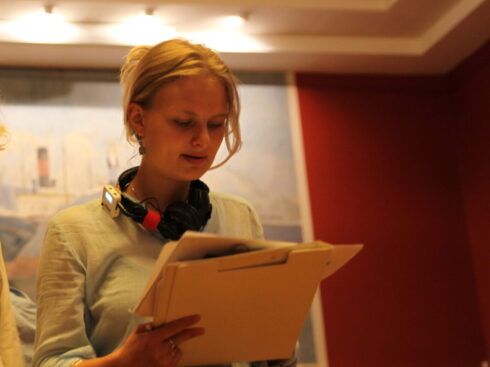 Filmskaber Anna van Deurs på set